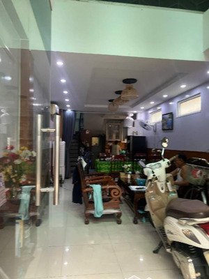 bán nhà- hậu giang- hxh - 3 tầng - lô góc thoáng - dt: 40m - 4 tỷ xíu