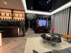 em cần bán căn góc 3 phòng ngủ 110m2 có slot xe giá 15 tỷ có bớt :0354864745