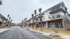 biệt thự đảo 198m2 bàn giao nhà hỗ trợ lãi suất 0% 24 tháng... cam kết không phát sinh chi phí