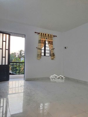 bán nhà 3/ đường 6b vĩnh lộc b bình chánh 1 lầu 2pn 1 tỷ 200tr bl