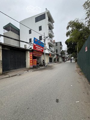 nhà 5 tầng mới, thang máy, nở hậu, lô góc. trung tâm thạch bàn, ngõ thông. 55m2, mt 4.1m. nhỉnh 9đ.