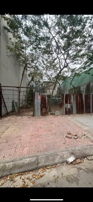 hàng mới nóng bỏng đón sóng bđs nam hồng nóng như lửa đốt_ từ sơn bùng nổ 1 lô đấ