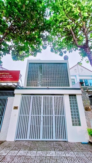 bán nhà kdc hiệp thành 3 đường số 15 nhà 5x20 đường 8m giá 6 tỷ tp thủ dầu một