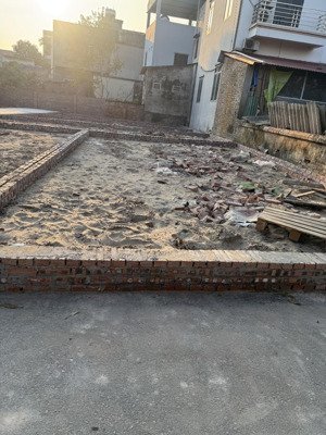 chị hà chủ bán đất như quỳnh hưng yên 42,9 m2 giá nhỉ nh 2 tỷ.