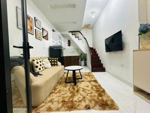 lô góc - phân khúc nhiều khách - gần phố - full nội thất - ở luôn - ba gác tránh - sổ nở hậu