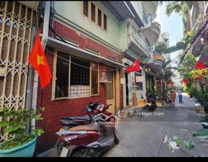 hxh 4 mét gần mặt tiền cô giang q1 ngay bùi viện, đề thám 60m2. 3 tầng. khu cô bắc - trần hưng đạo