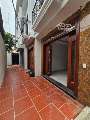 bán nhà yên nội 30m 5t 5.8 tỷ - giãn dân liên mạc gần ô tô, trường học lh 