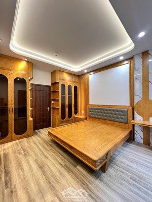 phố khương đình 6 tầng thang máy ngõ thông view biệt thự 13.5 tỷ