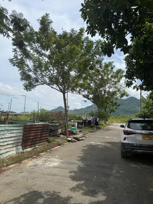 bán đất tđc hoà ninh ( khu nhà vườn ) dưới chân núi khu du lịch bà nà