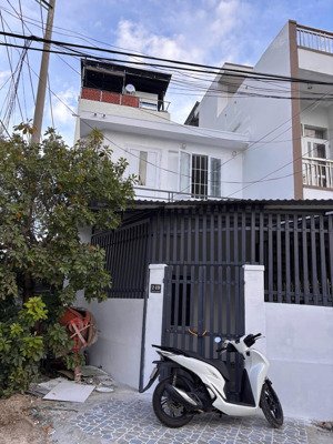 bán nr 2pn 1wc tại 249 công viên tổ 16, 4,55 tỷ, 62,5m2 bao đẹp chính chủ