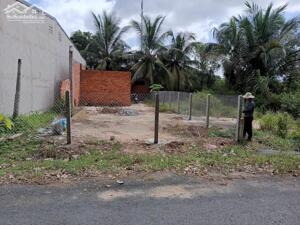 Bán Đất P Long Hoa . hoà Thành Tây Ninh 8,2x20m tc full Đường nhựa 10m khu dân cư Thuộc trường hoà , tây ninh Giá 780tr. Hết đất Lh 0937496811 sc