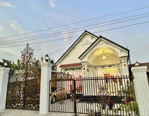 bán biệt thự đẹp tại chợ thạnh phú, 3,99 tỷ, 153m2, uy tín, hot!