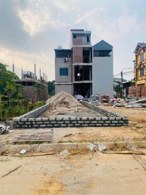 chủ cần bán lô đất gần trường đại học fpt công nghệ cao hoà lạc