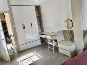 cho nữ thuê phòng:lê văn sỹ,5tr/tháng