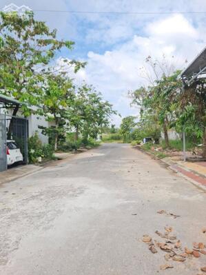 BÁN NỀN ĐƯỜNG B7 KDC Phú An ( Đường này đang xây nhà nhiều đông vui lắm )