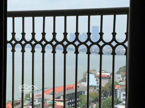 căn hộ eldorado, view trực diện hồ tây, 40, sẵn sổ, giá 5.750 tỉ