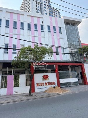 bán nhà hxh- ngay âu cơ, giáp bàu cát- ở ngay- chỉ 8.5 tỷ thương lượng