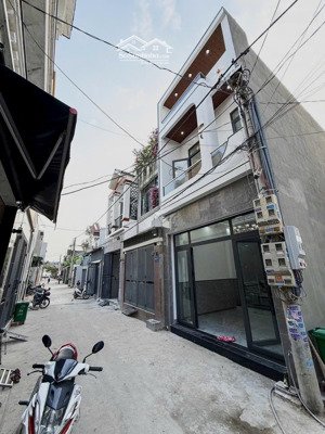 chủ gởi bán nhà 1 trệt 1 lầu p.tân vạn hẻm 244 đường bùi hữu nghia ,4x16,8m2,đường 6m, sổ riêng,3pn