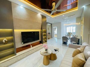 bán căn hộ tầng 10 căn 30 căn 1030 tòa oc2a - 71 m2- 2 phòng ngủ