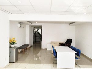 cho thuê văn phòng tại 18, a4, p 12, q tân bình, 11 triệu, 45m2 đẹp, nhiều tiện ích hot!