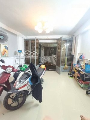 ngộp cần tiền bán kinh doanh bán gấp