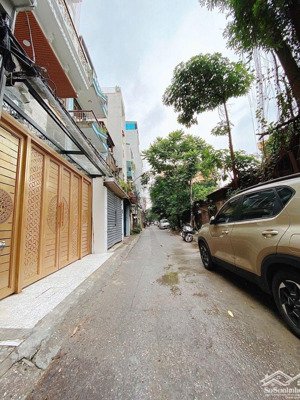 đại la - căn hộ dịch vụ- dòng tiền1,2 t.ỷ/thg - 124m2 thang máy, ô tô tránh, pccc đúng tiêu chuẩn.