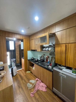 cần bán căn chung cư lô góc - bc đông nam. dt:75m2,2 ngủ,1vs (có thể sửa thành 2vs), 2 ban công.