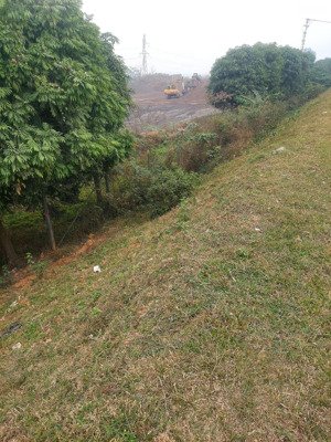 bán đất tại xã hùng sơn, kim bôi, hòa bình cũ , địa chỉ mới xã nật sơn phú thọ 4,5 tỷ, 4000m2