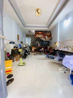 căn nhà giá tốt. nhanh mới kịp .hẻm xe hơi ngay chợ. khu vip p15. tân bình. dt: 4* 12m. chỉ 4.89 tỷ