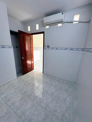 cho thuê nhà nguyên căn 2pn, full nội thất chung cư gia phúc trà nóc