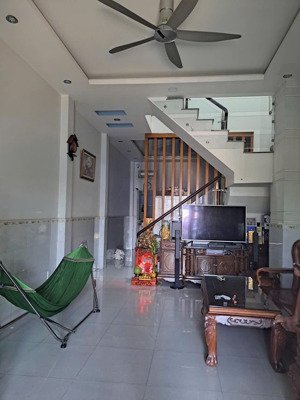 bán nr hẻm 668, ql13, 60m2, giá cực chất 5,999 tỷ