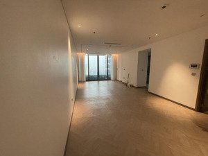 cho thuê căn hộ chung cư 3pn nội thất cơ bản bên ngoại giao đoàn toà no1t6