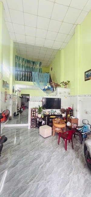 **chỉ 6,49 tỷ - kdc nam long - 4x15m -1 trệt 1 lửng - đường nhựa 8m-cạnh kdc nam hùng vương