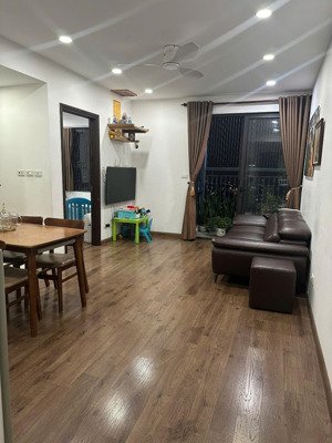 ảnh thật, e cần cho thuê 2pn hateco 9tr/1 tháng, đồ đẹp ở ngay