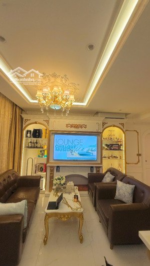 chỉ hơn 8tỷ dọn vào ở ngay căn siêu phẩm đẹp nhất celadon- phong cách châu âu