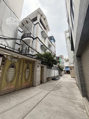 huỳnh tịnh của -khu hiếm nhà bán - vip q3 - 4pn -giá 5.7 tỷ 2,7x13m nhà đang cho thuê 15tr/tháng