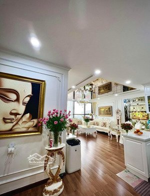 chính chủ cần bán căn hộ 3pn - 2vs - 108.8m2 - full nội thất - trung tâm cầu giấy.