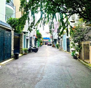 gấp - sổ vuông đẹp 100m2 - kết cấu 5 tầng - ngay ngã 4 phú nhuận - chỉ nhỉnh 17 tỷ tl