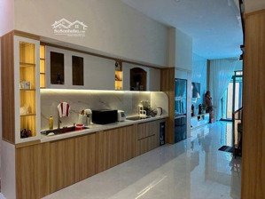 nhà 2 tầng mới nam nha trang đối diện công viên đường 5m ô tô 72m² 4,1 tỷ bao thuế phí