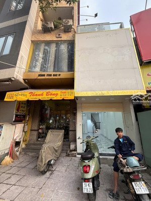 bán gấp nhà mặt tiền - ngã 4 sầm uất nhất q11 - nhà mới giá rẻ