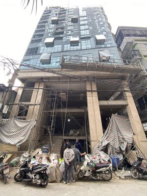 tòa 9 tầng mặt phố hoàng ngân hầm 85 tỷ mặt tiền 6m , gpxd pccc chuẩn