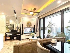 chính chủ bán căn hộ 129m2 tòa a, 3 phòng ngủ the golden palm 21 lê văn lương. giá 13 tỷ