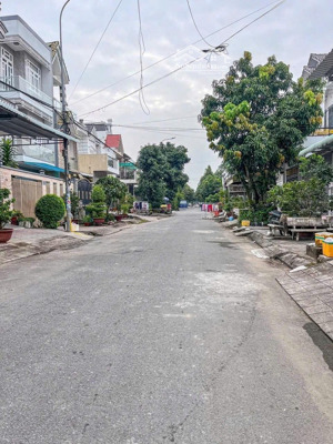 còn 1 nền mặt tiền đường chu văn an kdc thới nhựt, phường tân an,tp cần thơ