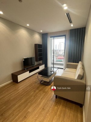 cho thuê căn 1 ngủ tại le capitole - 27 thái thịnh, full đồ, 15.5 triệu . lh 0971,342.,965