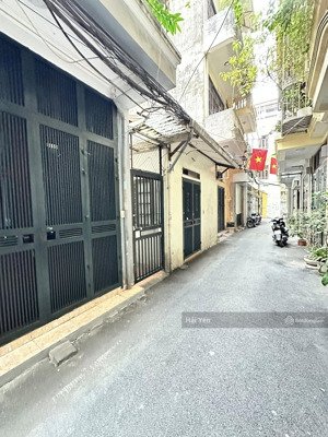 bán đất cầu giấy,hoàng quốc việt 80m2 x mặt tiền 5m, ô tô qua nhà, giá 21,6 tỷ