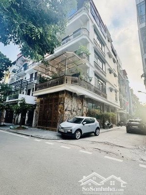 mặt phố linh lang lô góc 2 mặt tiền 150m2 6 tầng thang máy 73 tỷ