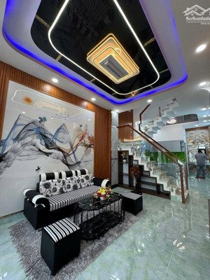 nhà đẹp- 3 pn- sân rộng/ gần mt/ hẻm xh lê văn lương, sát lottlemart, him lam- 40 m2- full nội thất