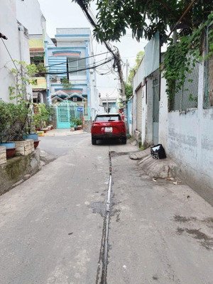 siêu phẩm nhà mới 2 tầng - tỉnh lộ 10 - xách vali vào ở ngay- dt 50m2 - hẻm ô - chỉ nhỉnh 5 tỷ.