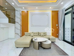 bán gấp nhà mới đẹp 2 tầng lầu dt đất 110 m2 tại hxh huỳnh tấn phát, tt nhà bè, chỉ 5 tỷ 990 tr