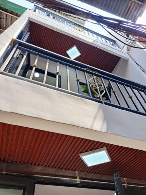 nhà đẹp giá sốc đường vĩnh viễn, phường 4, quận 10 - nhà mới sạch đẹp, gần chợ, gần trường học